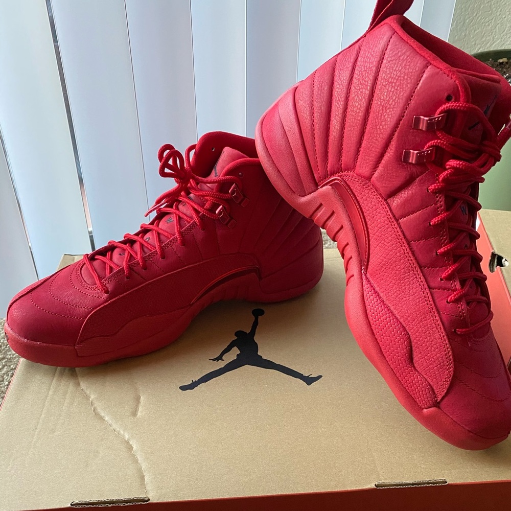 Jordan 12’s Gym Red Retro “2018” DeadStock Size 11
